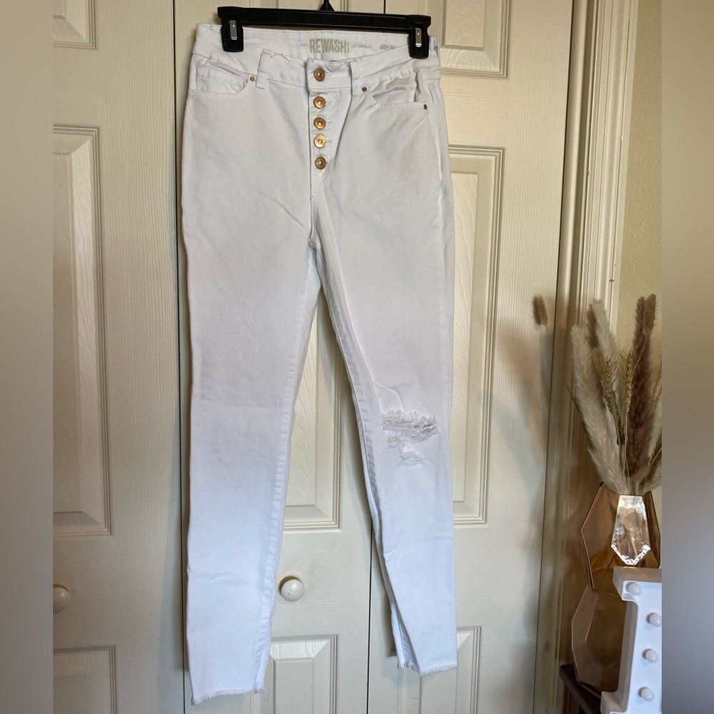 White Rewash HighRise Skinny Jeans